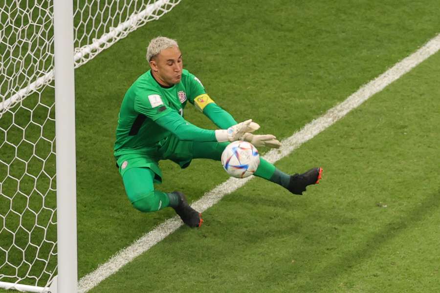 Keylor Navas stapt bij Forest in de voetsporen van o.a. Peter Shilton, Hans van Breukelen, Hans Segers en Dorus de Vries