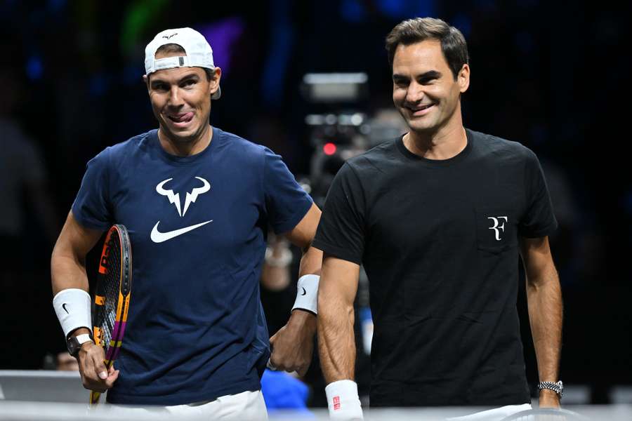 Roger Federer et Rafael Nadal à l'entraînement hier à l'O2 Arena à Londres.