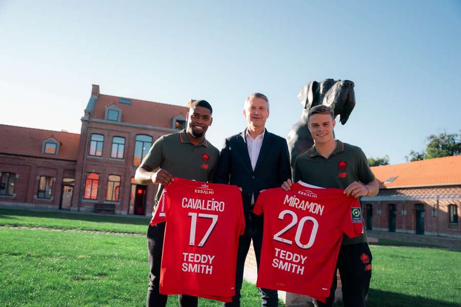 Ivan Cavaleiro e Miramon com a camisola do Lille