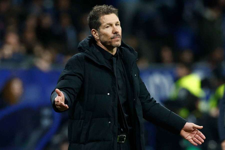 Simeone, en el partido contra el Oviedo