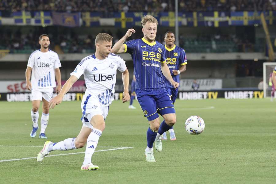 Casper Tengstedt esteve emprestado pelo Benfica ao Hellas Verona