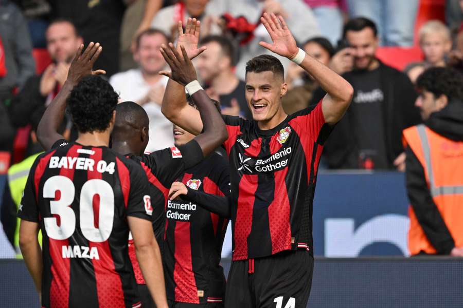 Patrik Schick vstřelil vítězný gól Leverkusenu v utkání s Lipskem. Patrik Schick vstřelil vítězný gól Leverkusenu v utkání s Lipskem.