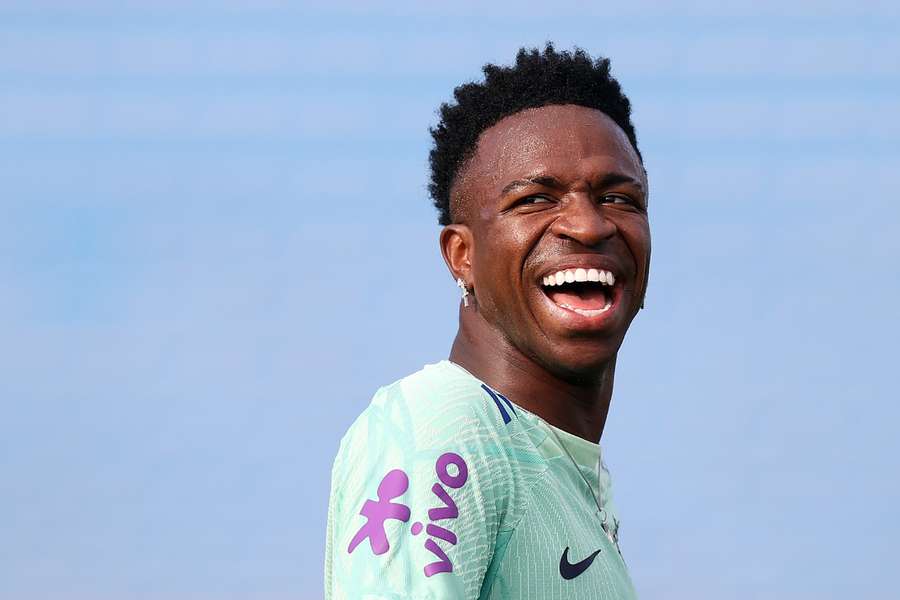 Vini Júnior vai para mais uma Copa do Mundo com a Amarelinha Vini Júnior vai para mais uma Copa do Mundo com a Amarelinha