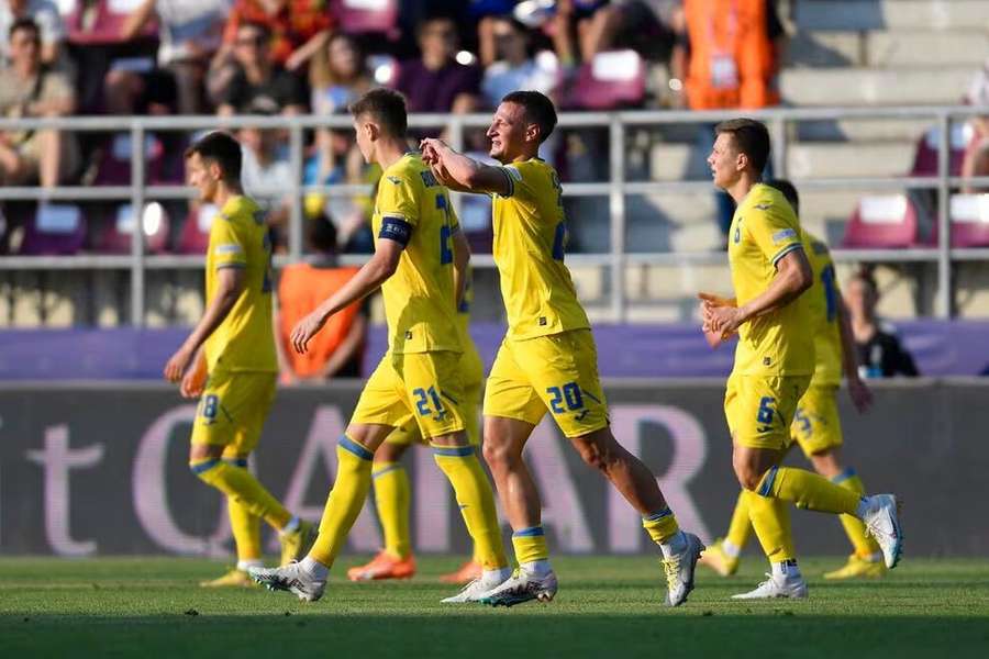 Oleksii Kashchuk foi a figura da Ucrânia ao fazer um golo e uma assistência