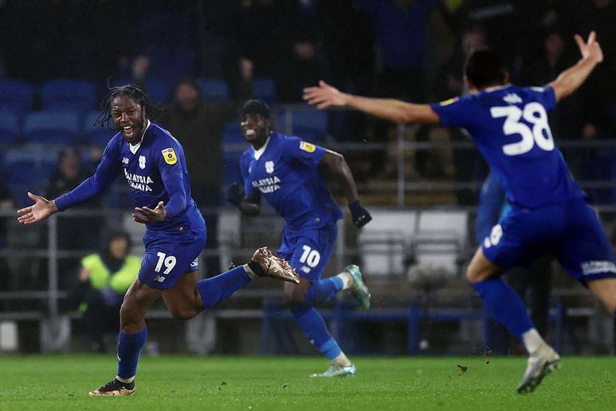 Sawyers bags late winner as Cardiff claim win over Reading