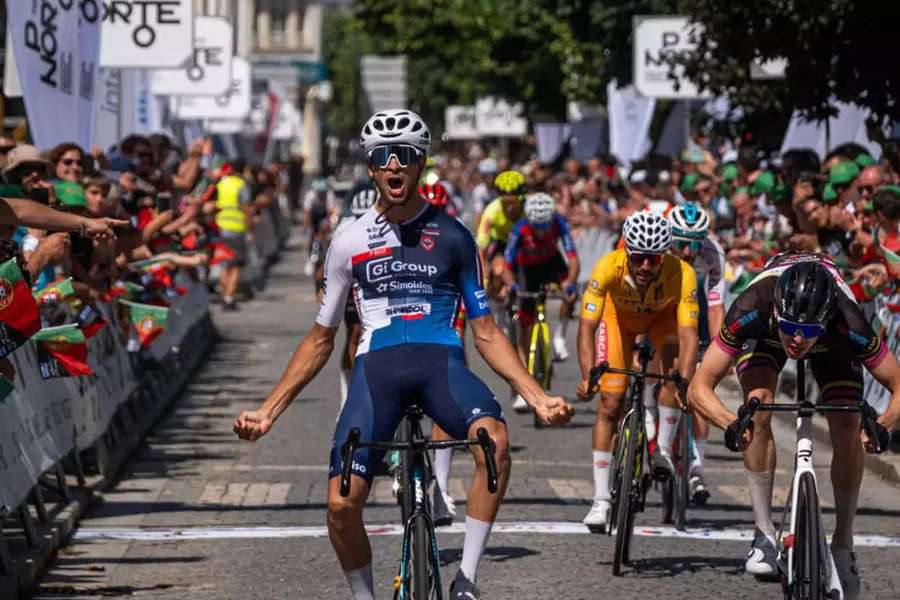 Francisco Guerreiro, de 25 anos, teve um controlo positivo na vitória na quarta e última etapa do Grande Prémio Douro Internacional em 2024