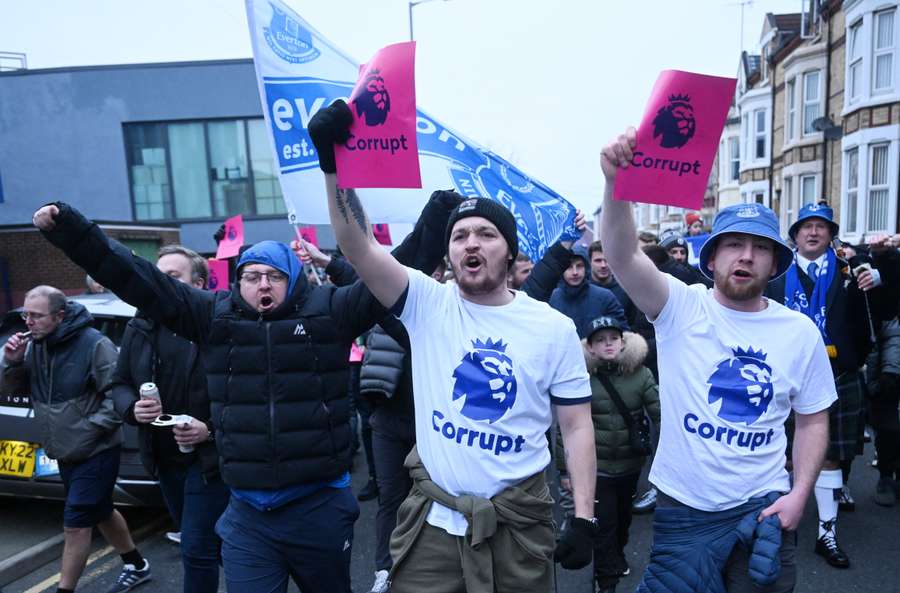 Everton fans walk to Goodison Park ahead of their match with Man Utd