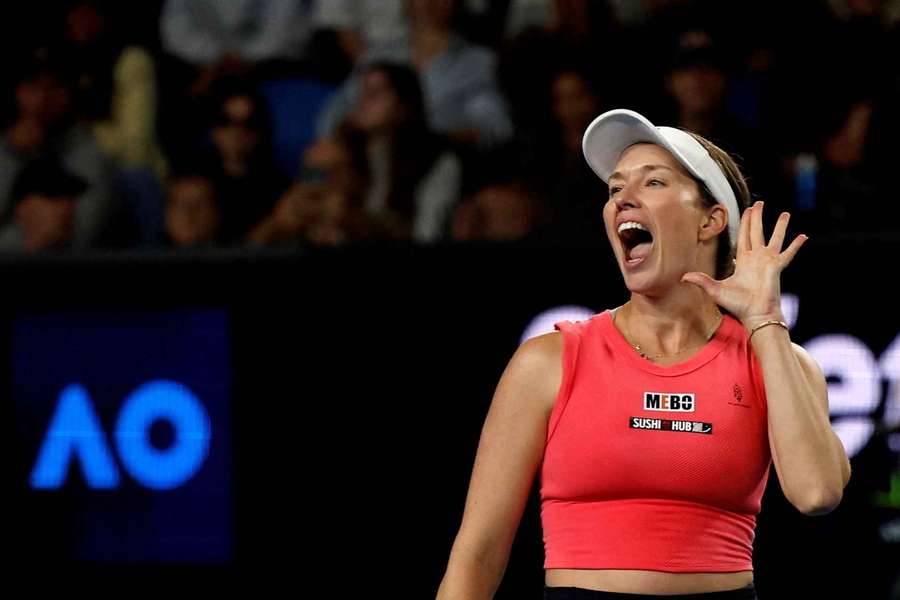 Danielle Collins whips up the crowd during the match Danielle Collins whips up the crowd during the match