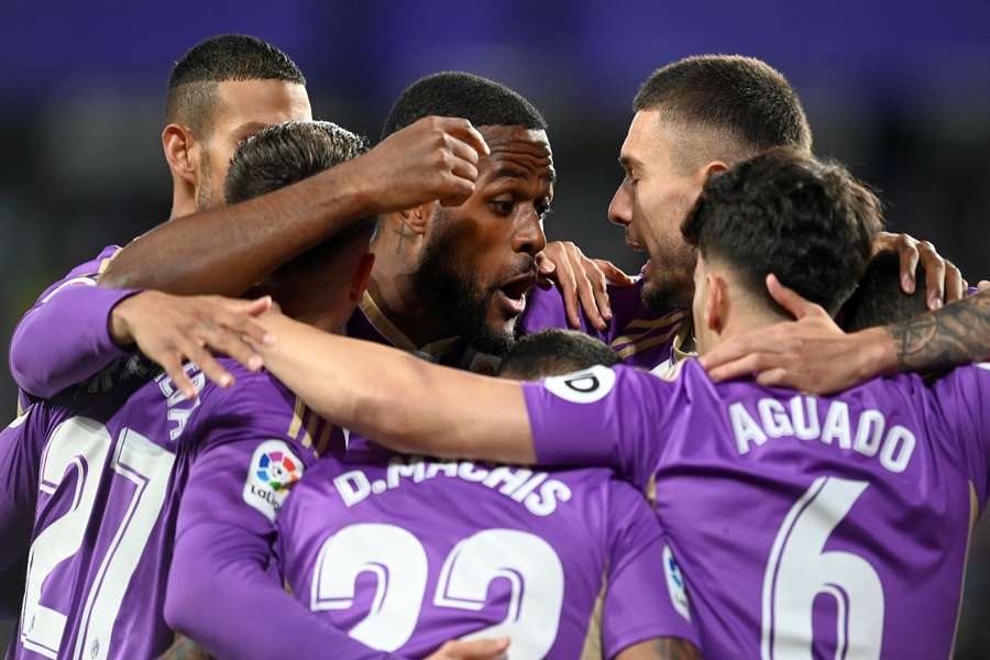 Après cinq défaites consécutives, Valladolid a battu les champions de manière éclatante.