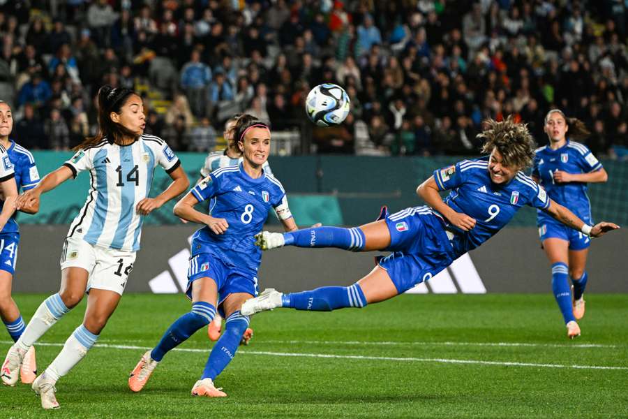 Superrezerwowa Cristiana Girelli zapewnia Włochom zwycięstwo 1:0 z Argentyną