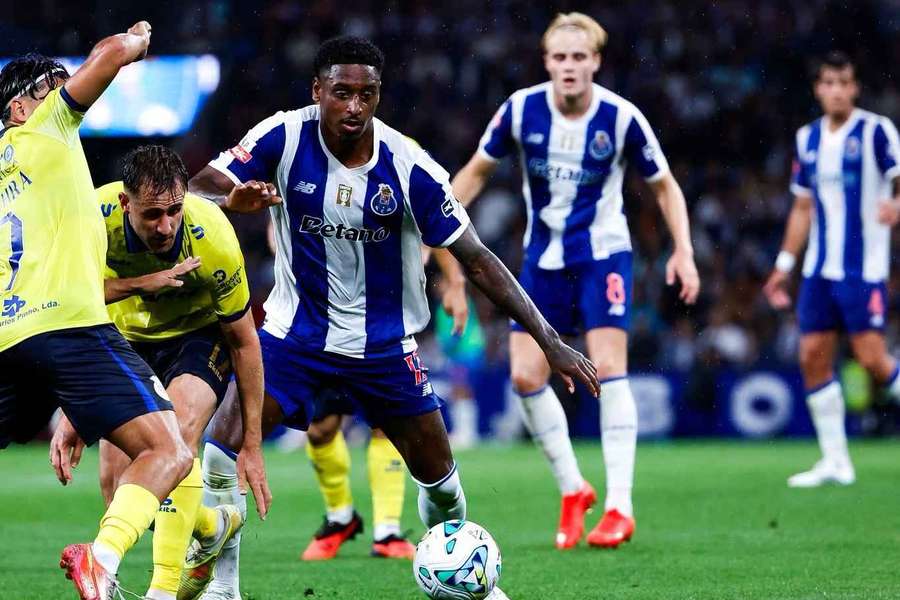 Pablo Rosario ao serviço do FC Porto
