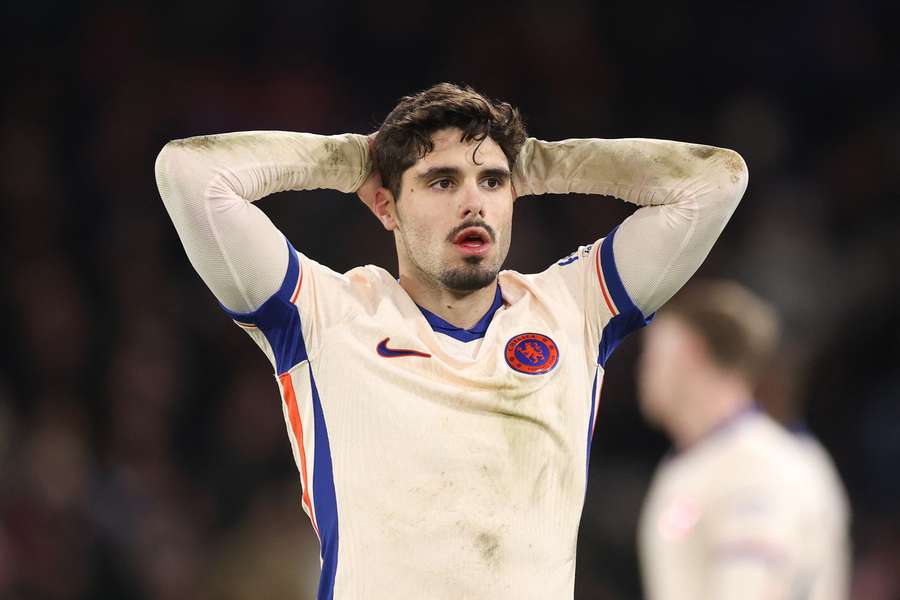 O Chelsea vive momento ruim na Premier League