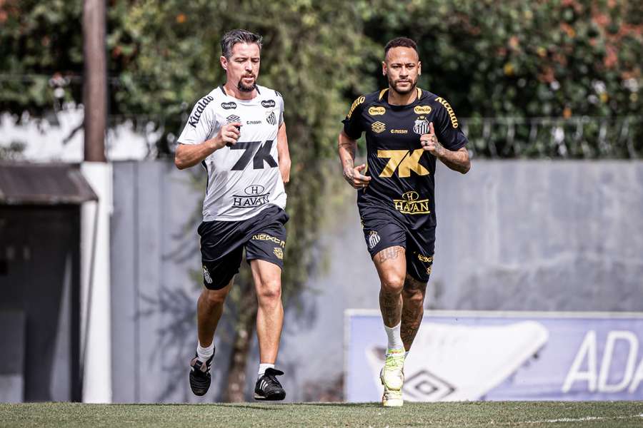 Neymar se recuperează după o nouă accidentare la coapsă