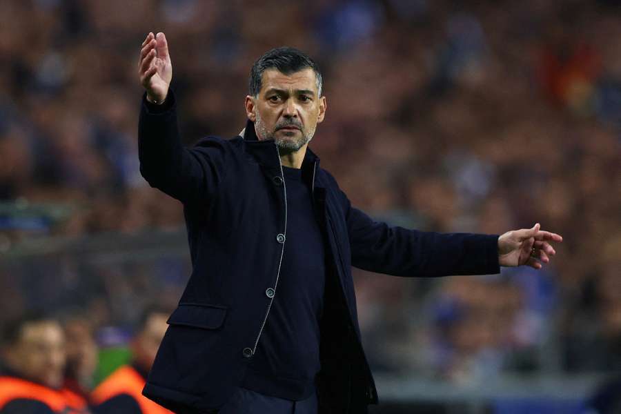 Sergio Conceicao reacts