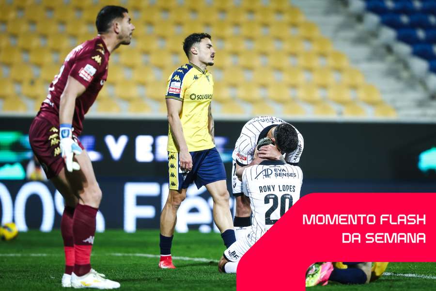 Farense recuperou após dois golos sofridos