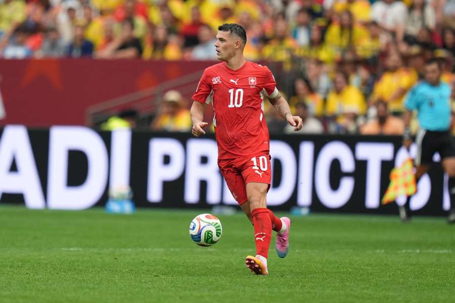 Granit Xhaka, capitaine de la Suisse, balle au pied lors du huitième de finale de la Coupe du monde 2026 entre la Colombie et la Suisse, le 7 juillet 2026 à Vancouver Granit Xhaka, capitaine de la Suisse, balle au pied lors du huitième de finale de la Coupe du monde 2026 entre la Colombie et la Suisse, le 7 juillet 2026 à Vancouver
