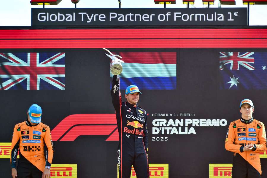 Szef McLarena nadal wierzy w swoich kierowców, mimo że Verstappen się zbliża