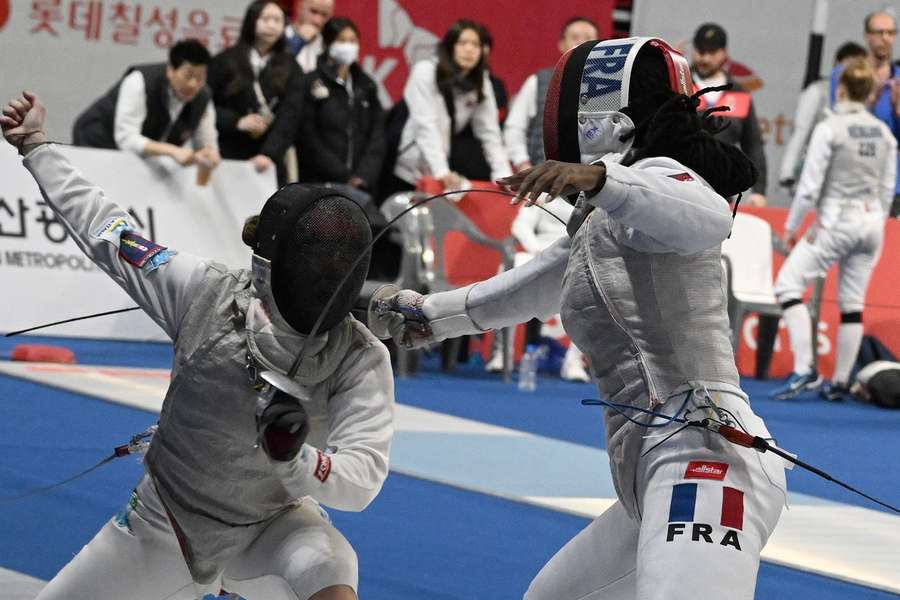 Anita Blaze et Elena Tangherlini lors d'un combat au Grand Prix de Busan.