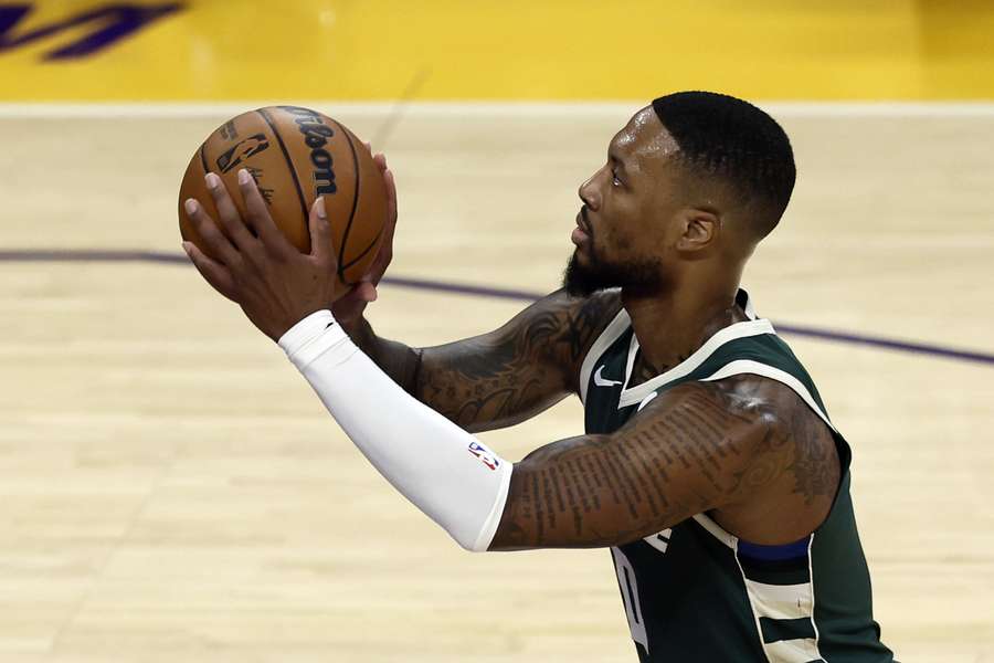 Damian Lillard legt aan voor een vrije worp