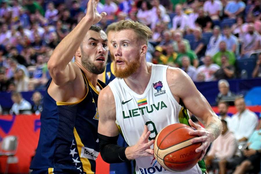 Litva v přímém souboji o postup do osmifinále ME porazila Bosnu a Hercegovinu 87:70