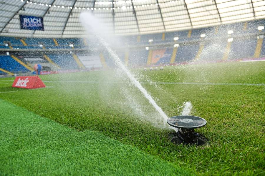 Kadra zmienia plany, nie będzie treningu na murawie Stadionu Śląskiego w środę
