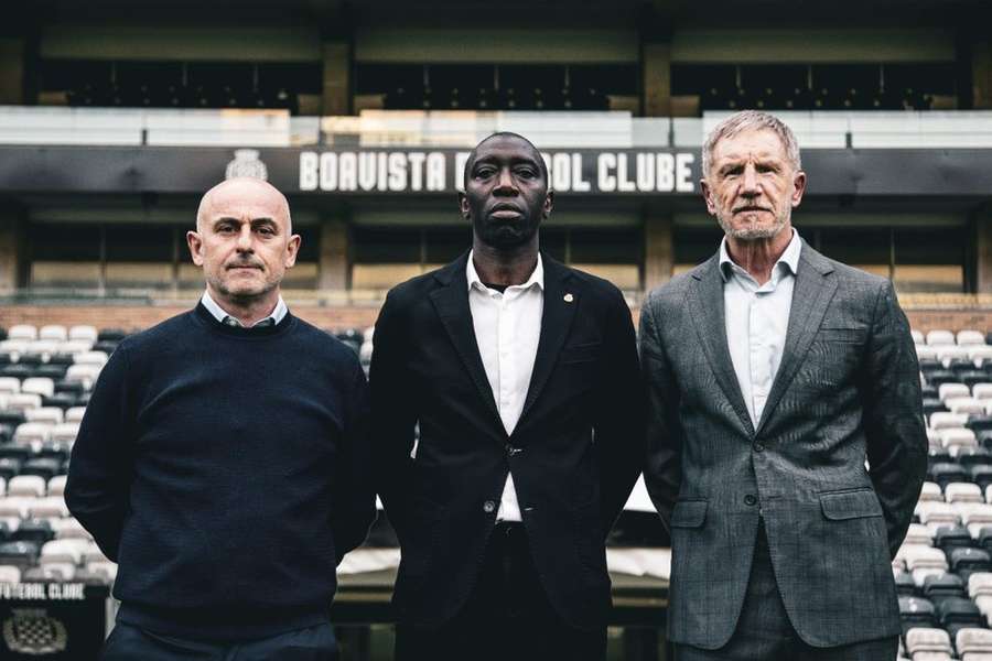 Jorge Couto, Fary e Stuart Baxter no Estádio do Bessa
