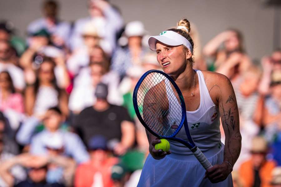 Markéta Vondroušová na Wimbledonu skončila ve druhém kole. 