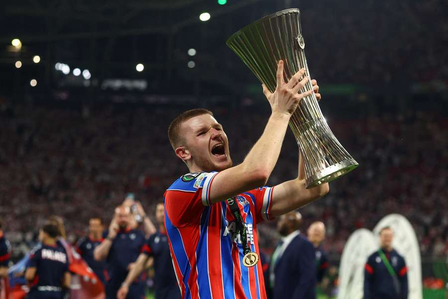 Adam Wharton snubbed by England but catches the eye of Chelsea Adam Wharton snubbed by England but catches the eye of Chelsea