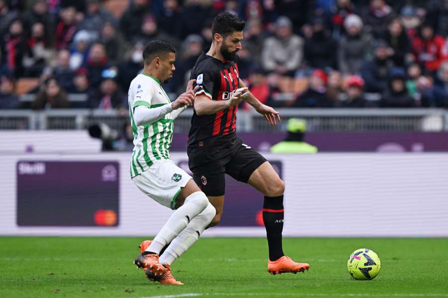 Giroud in azione contro il Sassuolo