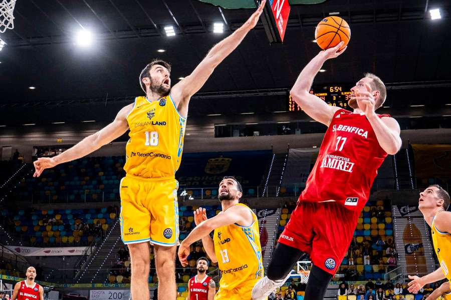 Benfica acabou eliminado