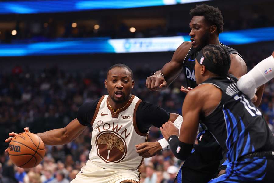 Kuminga, con problemas físicos Kuminga, con problemas físicos