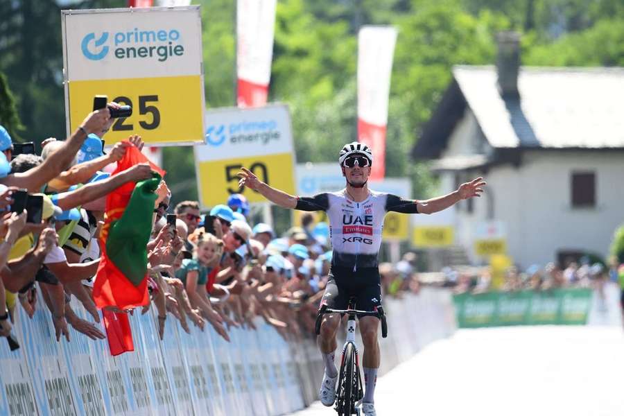João Almeida entrou no top-10 da geral