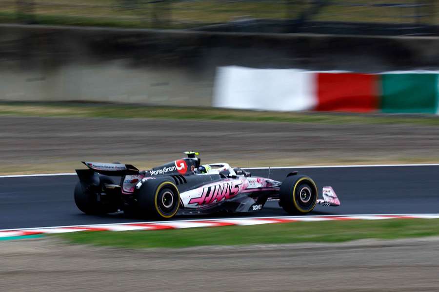 Haas' Oliver Bearman in action at Suzuka
