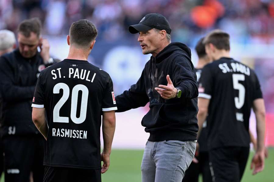 Alexander Blessin und der FC St. Pauli stehen vor einem wahren Abstiegsfinale. Alexander Blessin und der FC St. Pauli stehen vor einem wahren Abstiegsfinale.
