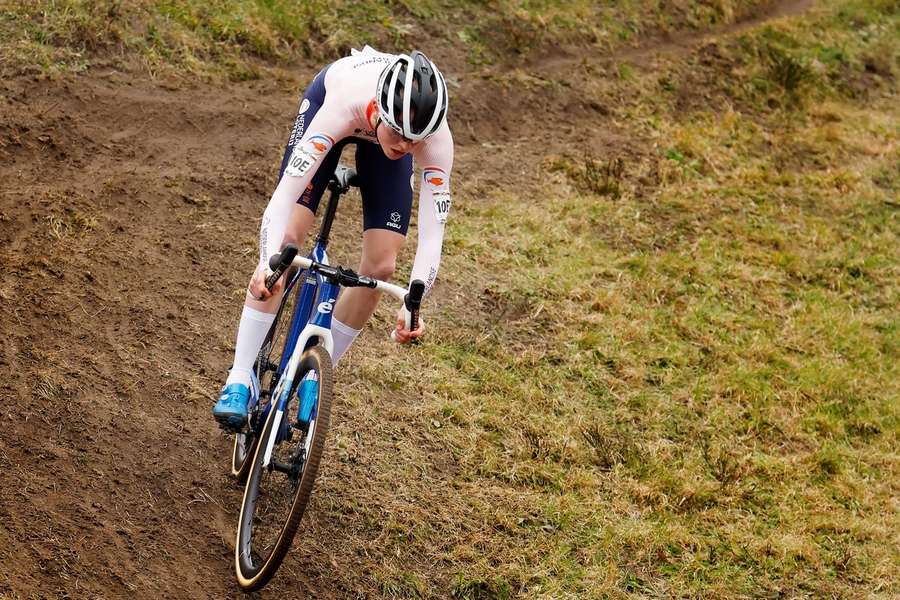 Fem van Empel lors de l'épreuve du relais mixte à Hoogerheide.