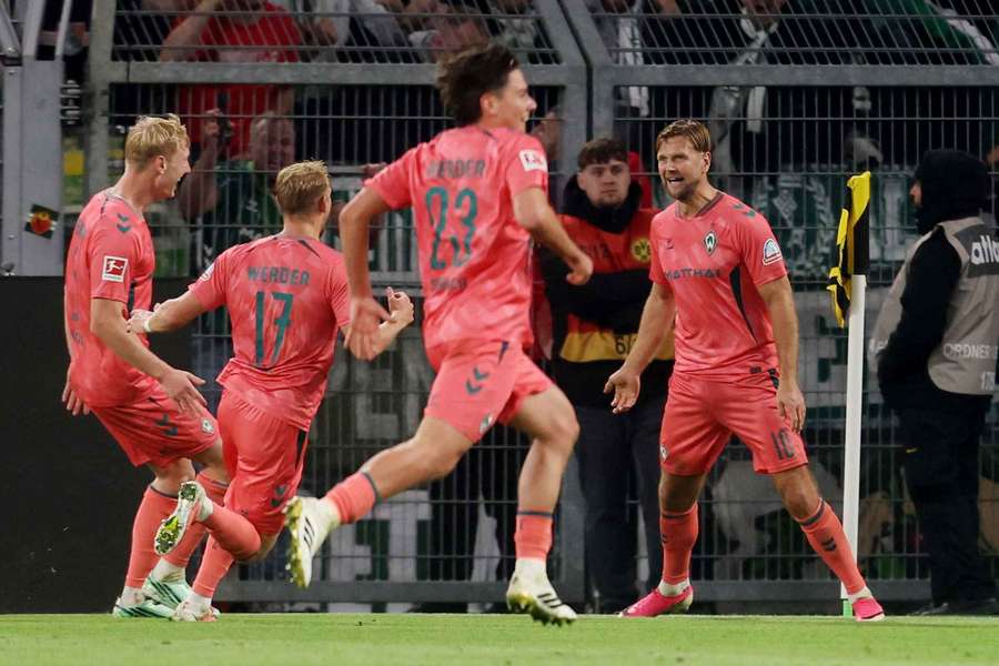 Werder Bremen's Niclas Fullkrug celebrates scoring their second goal with teammates