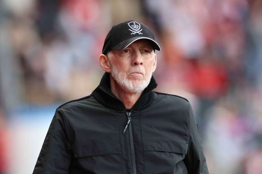 L'entraîneur du Stade brestois Eric Roy est décédé des suites d'une longue maladie L'entraîneur du Stade brestois Eric Roy est décédé des suites d'une longue maladie