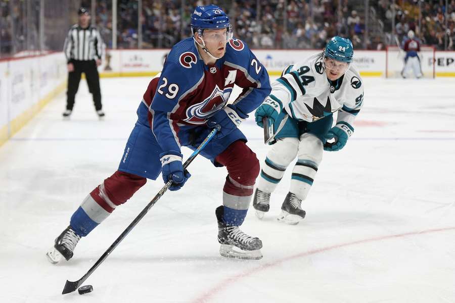 Nathan MacKinnon má skvelú formu.