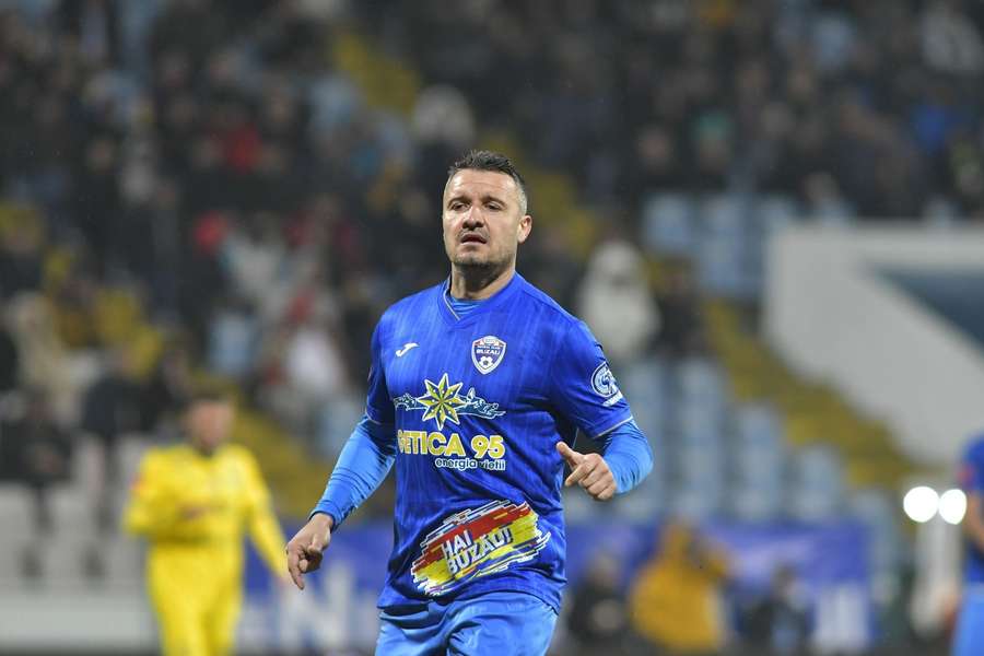 Budescu a evoluat ultima dată la Gloria Buzău