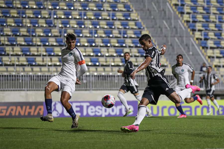 Sfera vai ter confronto paulista na próxima fase