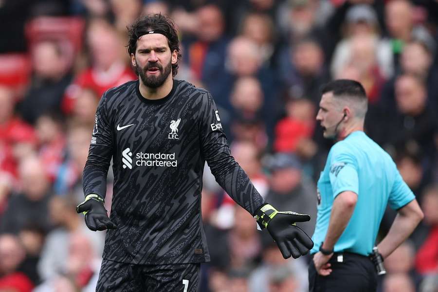 Galatasaray approach Liverpool for Alisson price