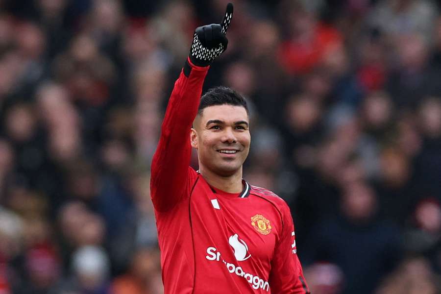United de Casemiro recebe Crystal Palace neste domingo (1º)