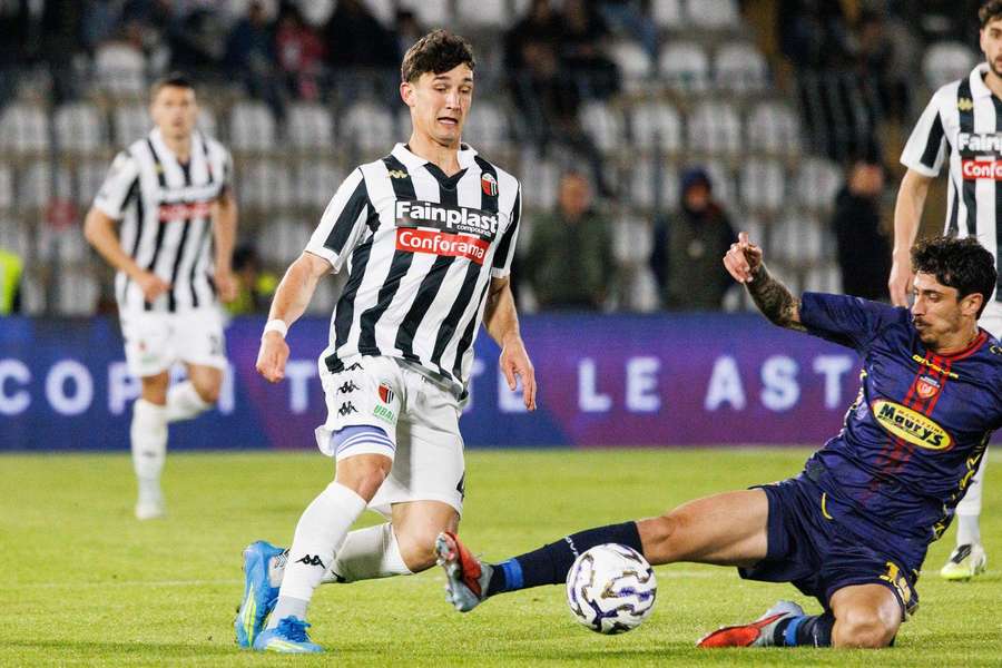 Samuele Damiani, centrocampista dell'Ascoli