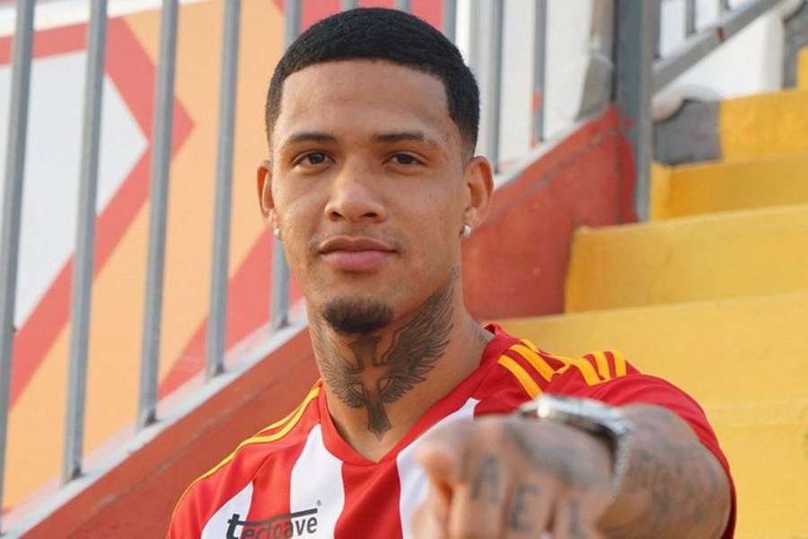Samuel Granada fez apenas 254 minutos na temporada