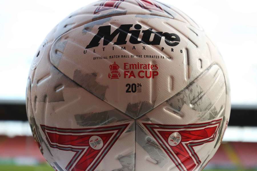 A bola da Taça de Inglaterra
