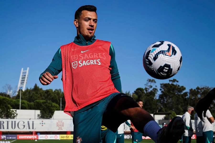 Pedro Gonçalves no treino da Seleção Nacional Pedro Gonçalves no treino da Seleção Nacional