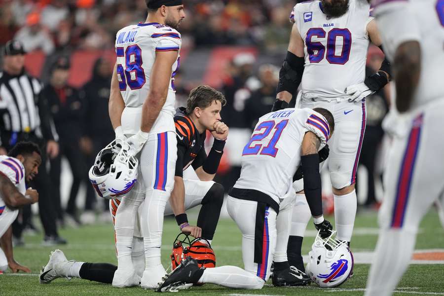 NFL: Jogo entre os Buffalo Bills e Cincinnati Bengals cancelado