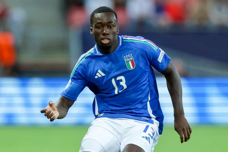 Michael Kayode in action for Italy Under-21s