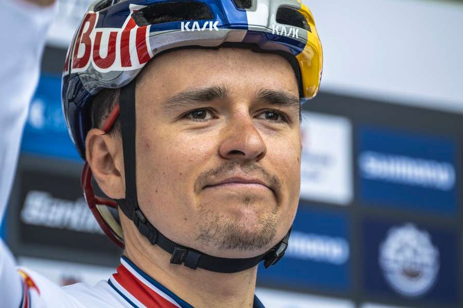 Tom Pidcock no podrá correr el Tour, pero espera hacer Vuelta y Giro si lo invitan