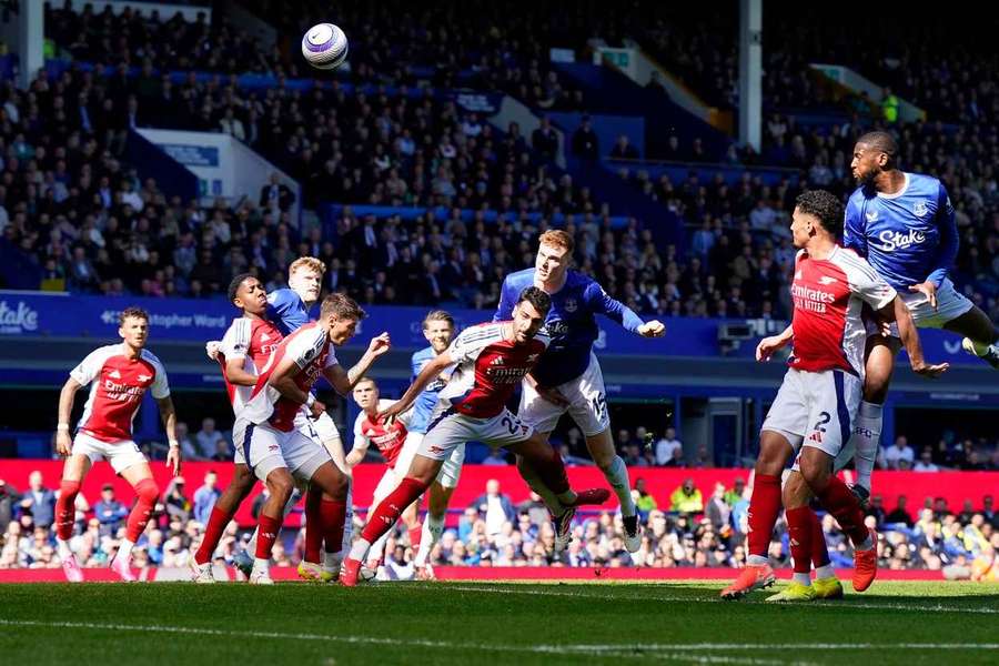 Everton's Jake O'Brien heads over during the game vs Arsenal